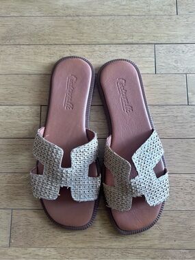 Castaner Women's Beige Woven Slide Sandals